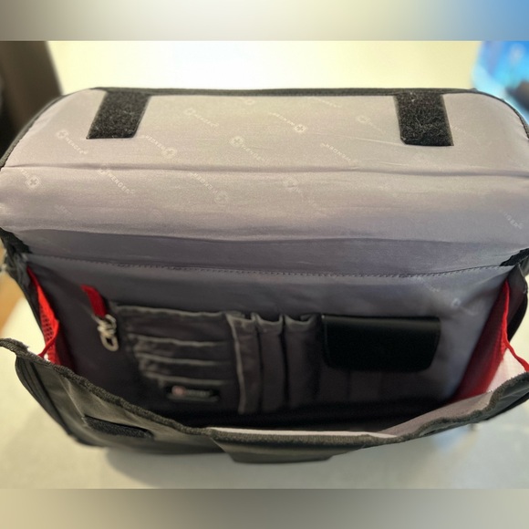 Swiss gear briefcase 💼 - Picture 6 of 8